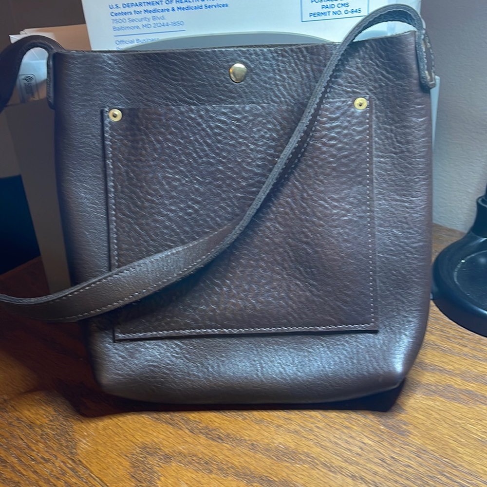 Leather pasture brown shoulder bag